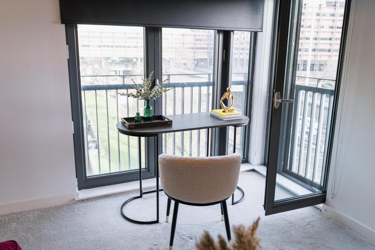 The Lusso - 2br - A 5* Escape Like No Other Apartment