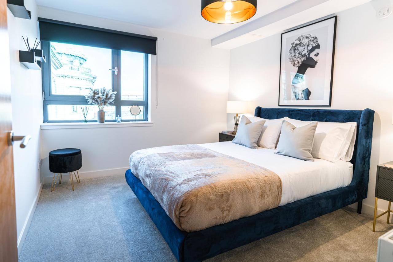 The Lusso - 2br - A 5* Escape Like No Other Apartment
